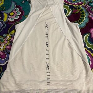 Les Mills Reebok White Athletic Tank Size Small